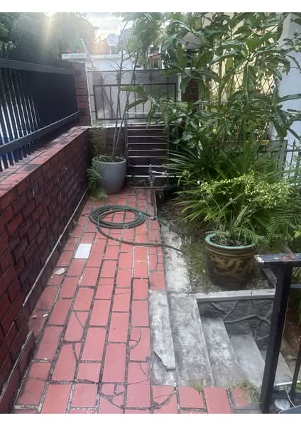 Teacher's Housing Estate, Tagore Avenue, 3 Bedrooms, 1,500 sqft, Terraced House For Rent, by Ram (Ramalingam), 25342861 - PropertyGuru.com.sg