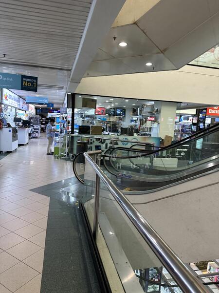 Sim Lim Square, 1 Rochor Canal Road, Beach Road / Bugis / Rochor, 200 sqft, Mall Shop For Rent, by Andrew Ang Wee Hua, 25343867 - CommercialGuru.com.sg