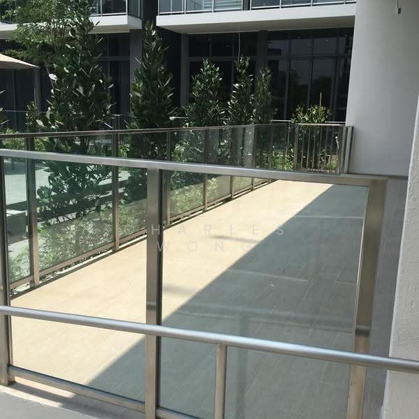 Robin Residences, 3 Robin Drive, Tanglin / Holland / Bukit Timah, 3 Bedrooms, 1,195 sqft, Condominium For Rent, by Charles Wong, 25344142 - Huge Pool facing Patio w 4.2m Ceiling - PropertyGuru.com.sg