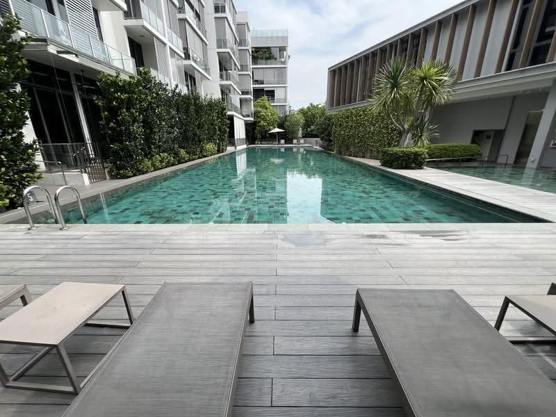 Robin Residences, 3 Robin Drive, Tanglin / Holland / Bukit Timah, 3 Bedrooms, 1,195 sqft, Condominium For Rent, by Charles Wong, 25344142 - 33 m pool - PropertyGuru.com.sg