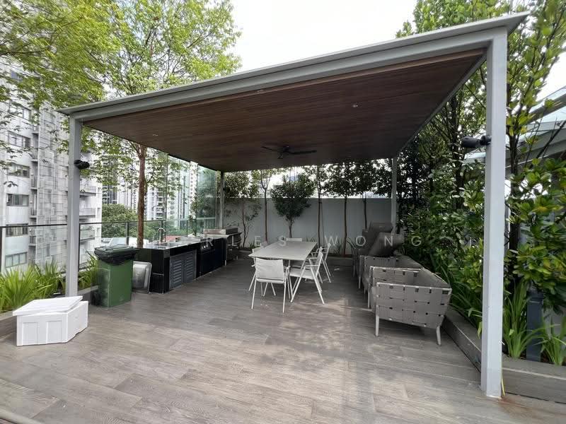 Robin Residences, 3 Robin Drive, Tanglin / Holland / Bukit Timah, 3 Bedrooms, 1,195 sqft, Condominium For Rent, by Charles Wong, 25344142 - BBQ @ Roof Top - PropertyGuru.com.sg