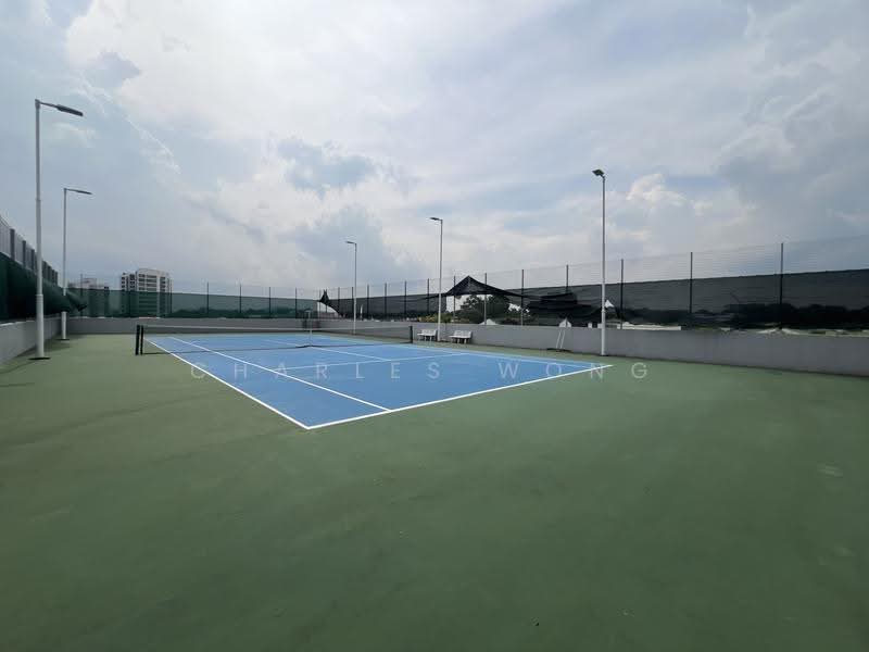 Robin Residences, 3 Robin Drive, Tanglin / Holland / Bukit Timah, 3 Bedrooms, 1,195 sqft, Condominium For Rent, by Charles Wong, 25344142 - Tennis Court @ Roof Top - PropertyGuru.com.sg