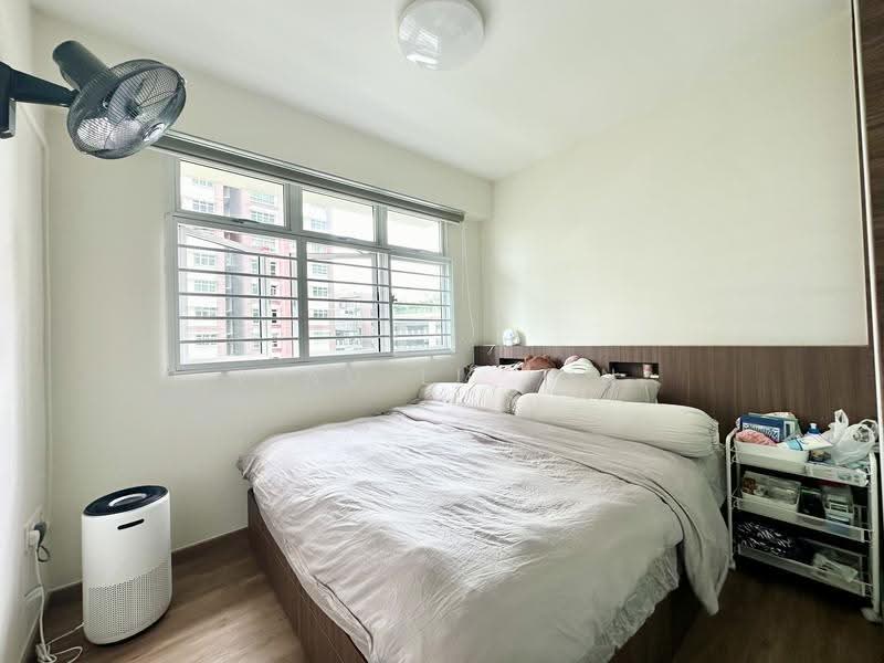 452A Bukit Batok West Avenue 6, 452A Bukit Batok West Avenue 6, Dairy Farm / Bukit Panjang / Choa Chu Kang, 3 Bedrooms, 1,001 sqft, HDB Flat For Rent, by Liau Li Jun, 25344763 - PropertyGuru.com.sg