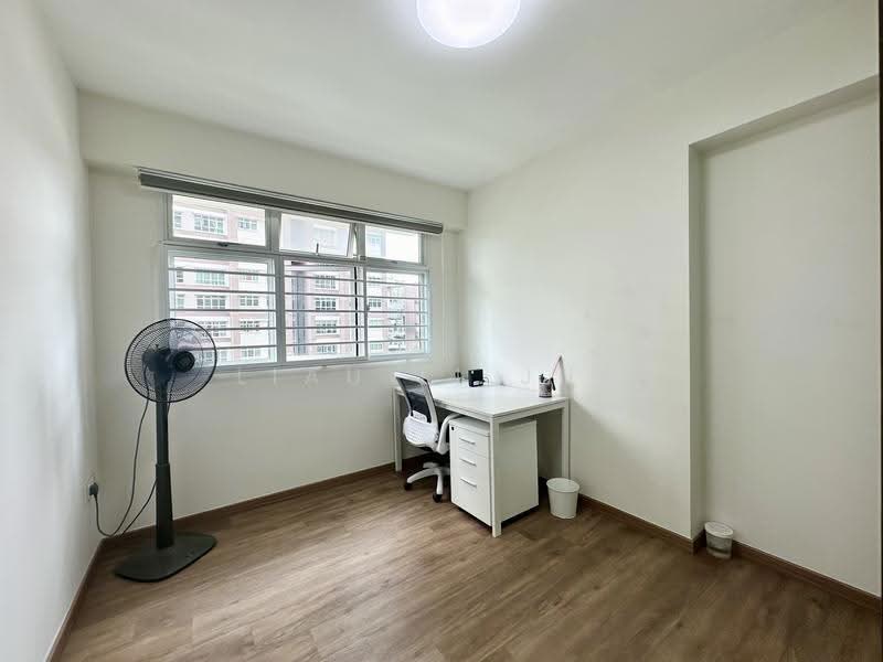 452A Bukit Batok West Avenue 6, 452A Bukit Batok West Avenue 6, Dairy Farm / Bukit Panjang / Choa Chu Kang, 3 Bedrooms, 1,001 sqft, HDB Flat For Rent, by Liau Li Jun, 25344763 - PropertyGuru.com.sg