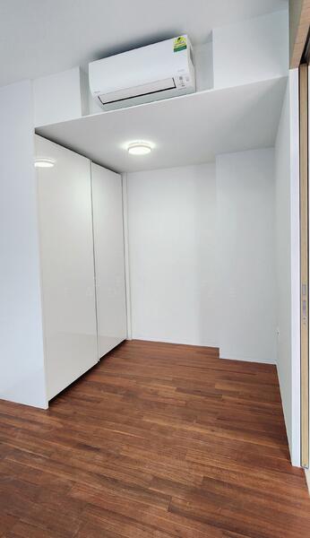 Master Bedroom with Study room.