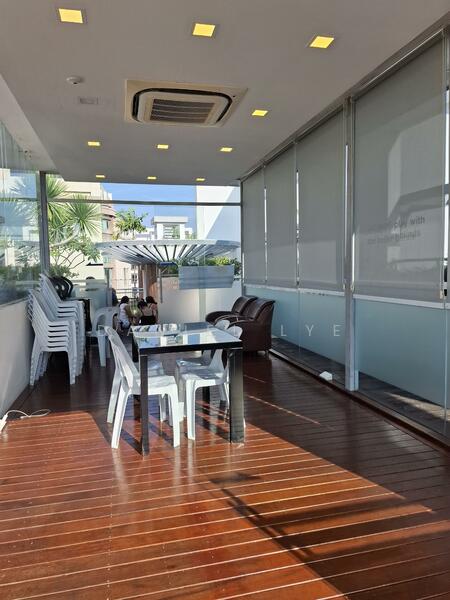 One Oxley Rise, 1 Oxley Rise, 2 Bedrooms, 1,109 sqft, Apartment For Rent, by Daniel Lye, 25345273 - Function room/bbq - PropertyGuru.com.sg