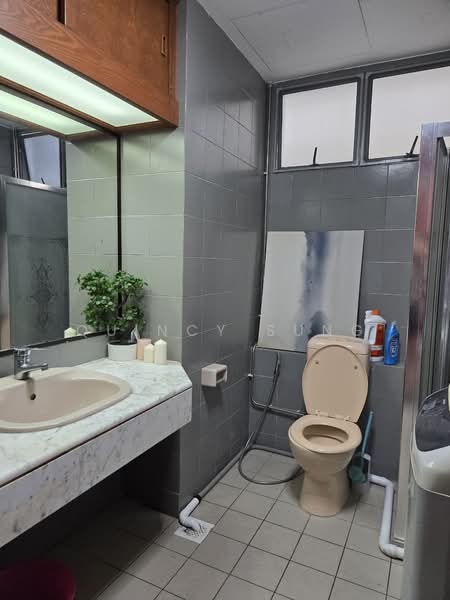 Rivershire, 31 Leonie Hill, Room Rental, 250 sqft, Condominium For Rent, by Quincy Sung, 25346699 - PropertyGuru.com.sg