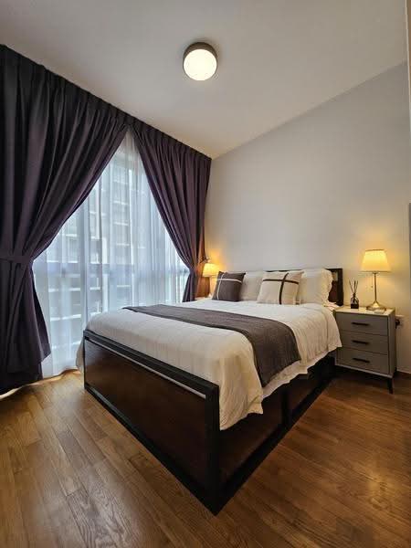 Botanique at Bartley, 233 Upper Paya Lebar Road, Hougang / Punggol / Sengkang, 2 Bedrooms, 732 sqft, Condominium For Sale, by Viona Toh, 25347083 - Master bedroom with day and night curtains - PropertyGuru.com.sg