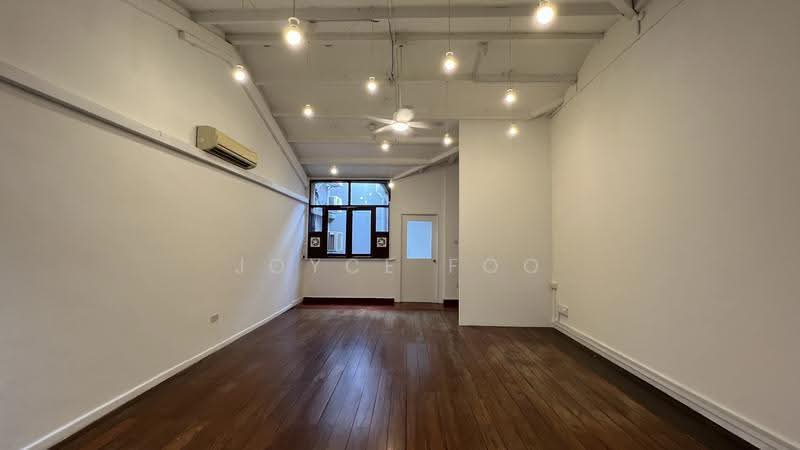 Tip Top Condition South Bridge Road 2nd Sty with Attic Shophouse, South Bridge Road, Boat Quay / Raffles Place / Marina, 1,594 sqft, Office For Rent, by Joyce Foo, 25347408 - CommercialGuru.com.sg