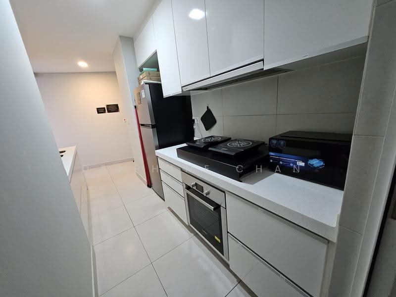 The Rochester Residences, 33 Rochester Drive, Room Rental, 100 sqft, Apartment For Rent, by Delphine Chan, 25347568 - PropertyGuru.com.sg