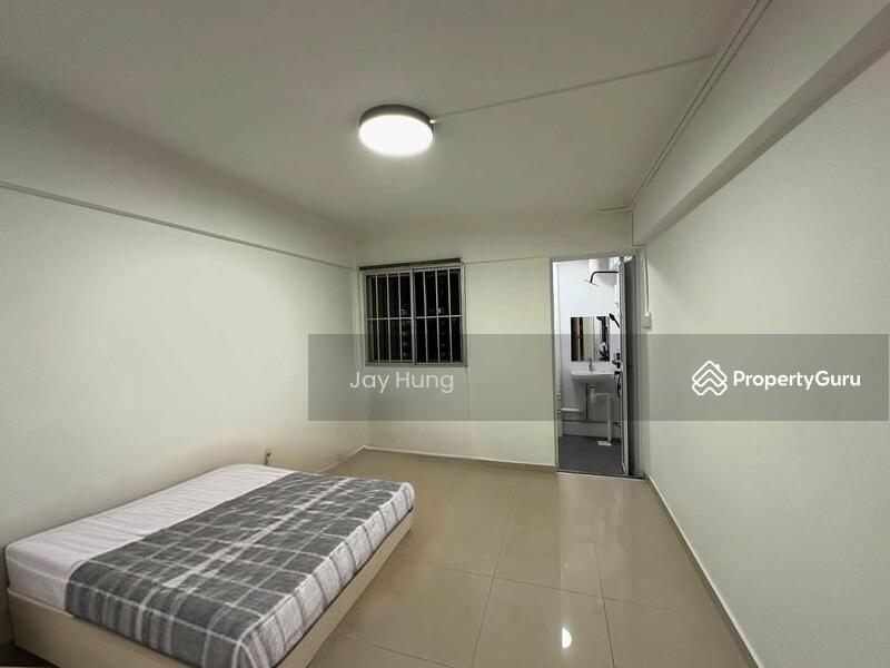 For Rent - Master Room. Attached Washroom. Suitable for single male NUS Student.