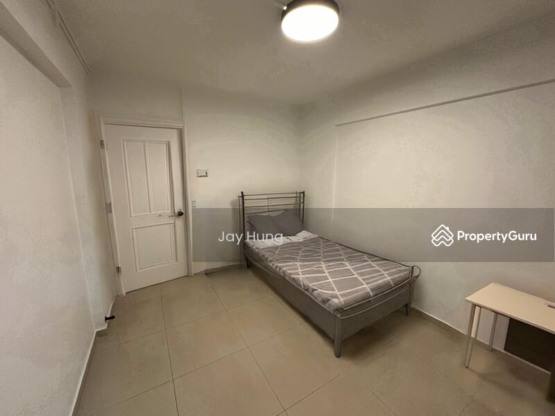 For Rent - Master Room. Attached Washroom. Suitable for single male NUS Student.