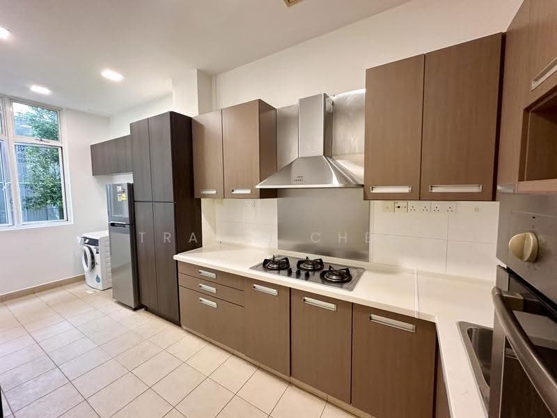 Aquarine Gardens, 91 Upper East Coast Road, East Coast / Marine Parade, 3 Bedrooms, 1,077 sqft, Apartment For Rent, by Tracci Cheo, 25348237 - Kitchen - PropertyGuru.com.sg