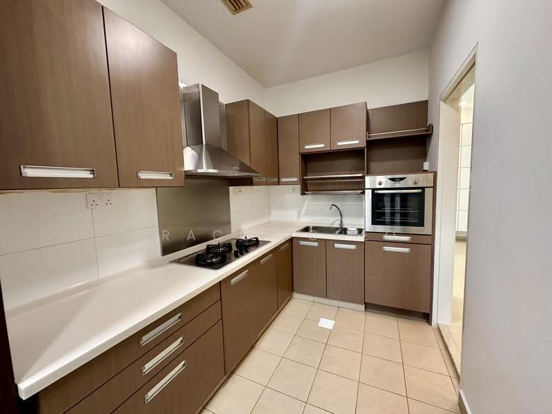 Aquarine Gardens, 91 Upper East Coast Road, East Coast / Marine Parade, 3 Bedrooms, 1,077 sqft, Apartment For Rent, by Tracci Cheo, 25348237 - Kitchen - PropertyGuru.com.sg