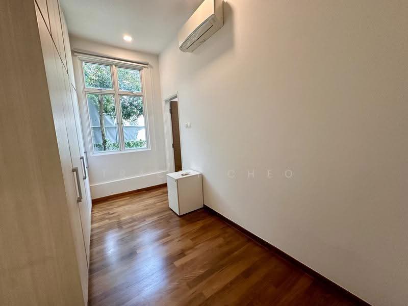 Aquarine Gardens, 91 Upper East Coast Road, East Coast / Marine Parade, 3 Bedrooms, 1,077 sqft, Apartment For Rent, by Tracci Cheo, 25348237 - Bedroom 2 (ensuite) - PropertyGuru.com.sg
