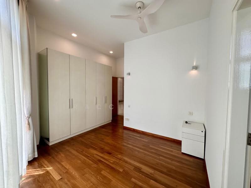 Aquarine Gardens, 91 Upper East Coast Road, East Coast / Marine Parade, 3 Bedrooms, 1,077 sqft, Apartment For Rent, by Tracci Cheo, 25348237 - Bedroom 1 (ensuite) - PropertyGuru.com.sg