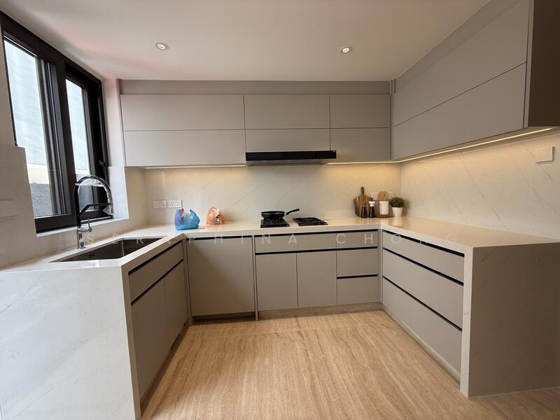 ⭐️Brand New⭐️Spacious Rooms⭐️1KM to ACS & SJI ☎️9.8.2.8.0.0.6.4, Gilstead Rd/Gentle rd/Chancery Lane, 5 Bedrooms, 7,300 sqft, Semi-Detached House For Sale, by Seraphina Chong, 25348283 - PropertyGuru.com.sg