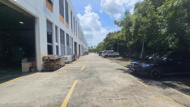 Westlink One, 1 Tuas View Place, 2,734 sqft, Factory / Workshop (B2) For Sale, by Joshua Goh, 25348438 - CommercialGuru.com.sg
