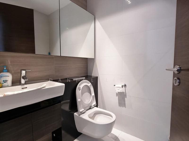 Eon Shenton, 70 Shenton Way, Chinatown / Tanjong Pagar, 2 Bedrooms, 689 sqft, Condominium For Rent, by Daniel Liew, 25348720 - PropertyGuru.com.sg