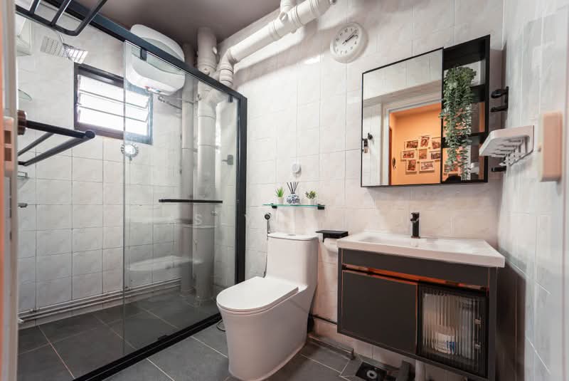 133 Rivervale Street, 133 Rivervale Street, 3 Bedrooms, 1,313 sqft, HDB Flat For Sale, by Jaslynn Soh, 25349738 - Common Bathroom - PropertyGuru.com.sg