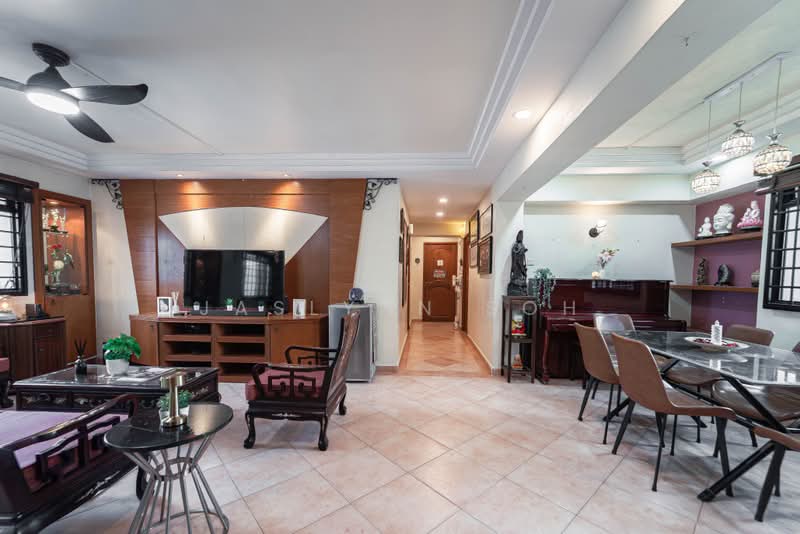 133 Rivervale Street, 133 Rivervale Street, 3 Bedrooms, 1,313 sqft, HDB Flat For Sale, by Jaslynn Soh, 25349738 - Living & Dining Space + Corridor to bedrooms - PropertyGuru.com.sg