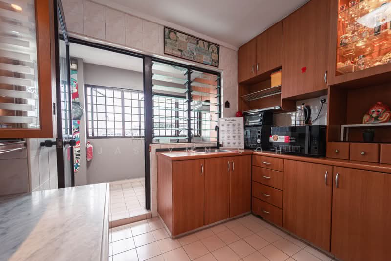 133 Rivervale Street, 133 Rivervale Street, 3 Bedrooms, 1,313 sqft, HDB Flat For Sale, by Jaslynn Soh, 25349738 - Dry Kitchen - PropertyGuru.com.sg