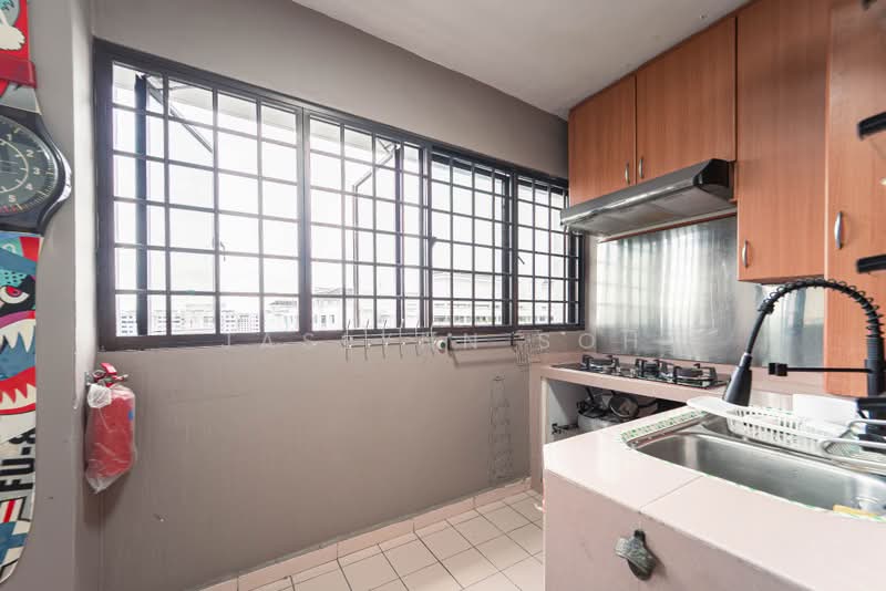 133 Rivervale Street, 133 Rivervale Street, 3 Bedrooms, 1,313 sqft, HDB Flat For Sale, by Jaslynn Soh, 25349738 - Wet Kitchen - PropertyGuru.com.sg