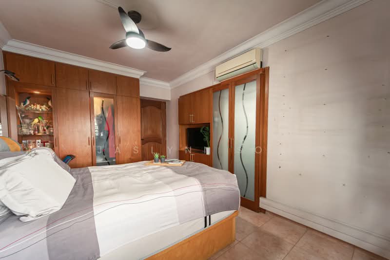 133 Rivervale Street, 133 Rivervale Street, 3 Bedrooms, 1,313 sqft, HDB Flat For Sale, by Jaslynn Soh, 25349738 - Master bedroom - PropertyGuru.com.sg