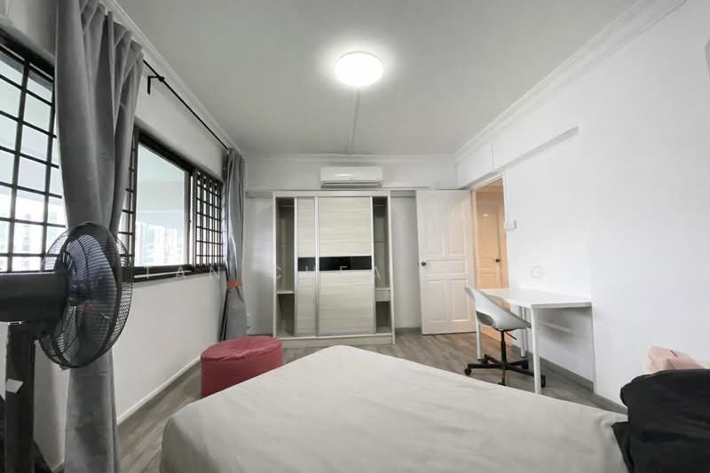 For Rent - 515 Jurong West Street 52