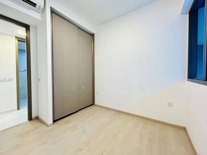 One-North Eden, 10 Slim Barracks Rise, 2 Bedrooms, 786 sqft, Condominium For Sale, by Alice Ng 黄素芳, 25349881 - Spacious common room - PropertyGuru.com.sg