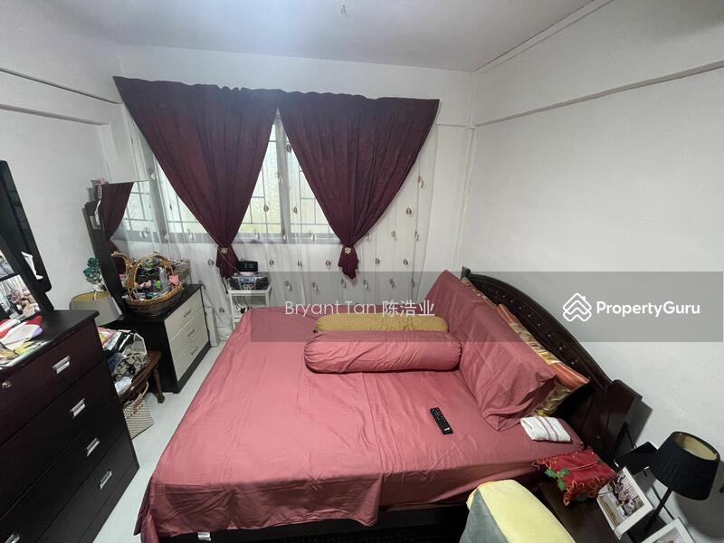 For Sale - 127 Yishun Street 11