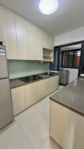 308C Punggol Walk, 308C Punggol Walk, Hougang / Punggol / Sengkang, 2 Bedrooms, 721 sqft, HDB Flat For Rent, by Norman Koh (许启彰), 25351663 - Kitchen - PropertyGuru.com.sg