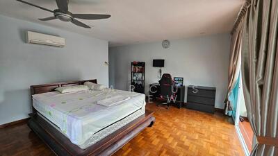 For Rent - Master Bedroom for rent