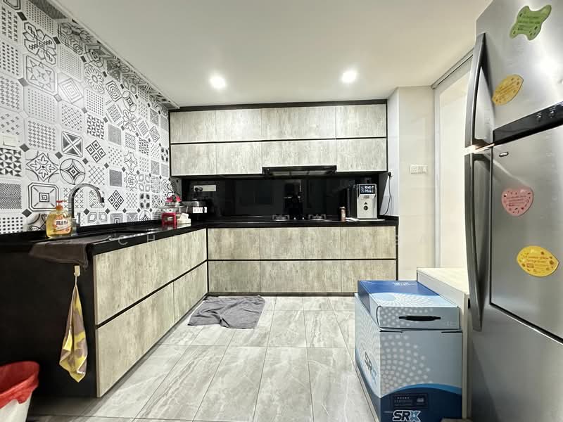 Guilin View, 20 Bukit Batok Street 52, 4 Bedrooms, 1,701 sqft, Condominium For Rent, by Christine Nga, 25351985 - PropertyGuru.com.sg