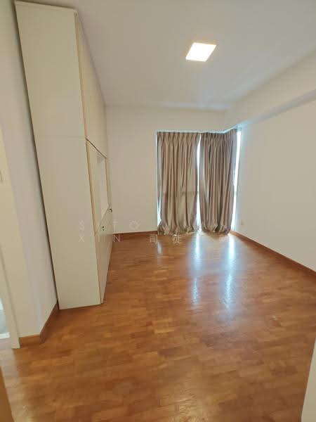 Whitewater, 27 Pasir Ris Street 72, Pasir Ris / Tampines, 3 Bedrooms, 1,195 sqft, Executive Condominium For Rent, by Sito Jian Xin 司徒健新, 25353070 - Master Bedroom - PropertyGuru.com.sg