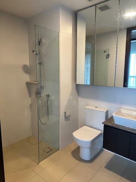 Spottiswoode Residences, 48 Spottiswoode Park Road, 2 Bedrooms, 958 sqft, Condominium For Rent, by Hans Tjondro, 25353874 - PropertyGuru.com.sg