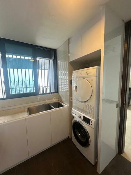 Spottiswoode Residences, 48 Spottiswoode Park Road, 2 Bedrooms, 958 sqft, Condominium For Rent, by Hans Tjondro, 25353874 - PropertyGuru.com.sg