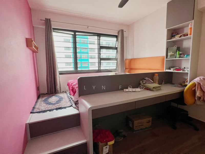 548B Segar Road, 548B Segar Road, 3 Bedrooms, 990 sqft, HDB Flat For Rent, by Evelyn Foo, 25354219 - PropertyGuru.com.sg