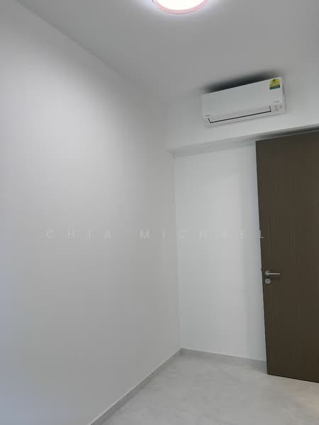 One-North Eden, 10 Slim Barracks Rise, 2 Bedrooms, 786 sqft, Condominium For Rent, by Chia Michael, 25354373 - Study room different angle - PropertyGuru.com.sg