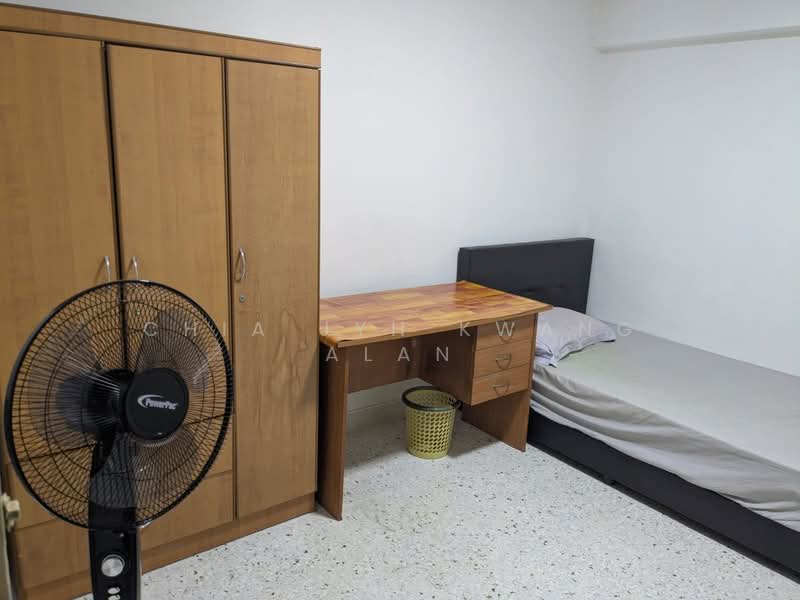 44 Sims Drive, 44 Sims Drive, Eunos / Geylang / Paya Lebar, Room Rental, 160 sqft, HDB Flat For Rent, by Chia Jyh Kwang Alan, 25354423 - PropertyGuru.com.sg