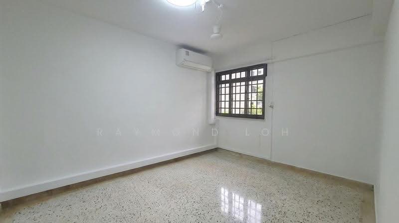 7 Hougang Avenue 3, 7 Hougang Avenue 3, Hougang / Punggol / Sengkang, 2 Bedrooms, 764 sqft, HDB Flat For Rent, by Raymond Loh, 25355088 - Bedroom 1 - PropertyGuru.com.sg