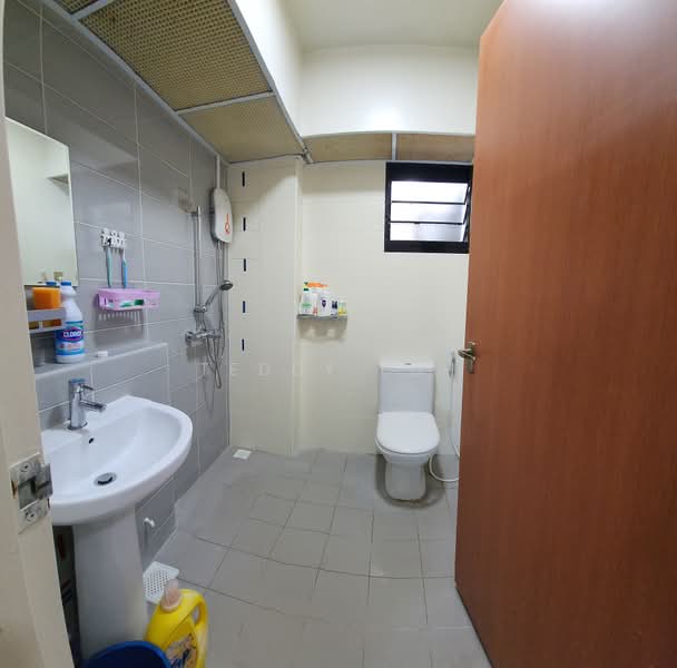 807A Choa Chu Kang Avenue 1, 807A Choa Chu Kang Avenue 1, 2 Bedrooms, 721 sqft, HDB Flat For Rent, by Teddy Loh, 25355399 - PropertyGuru.com.sg