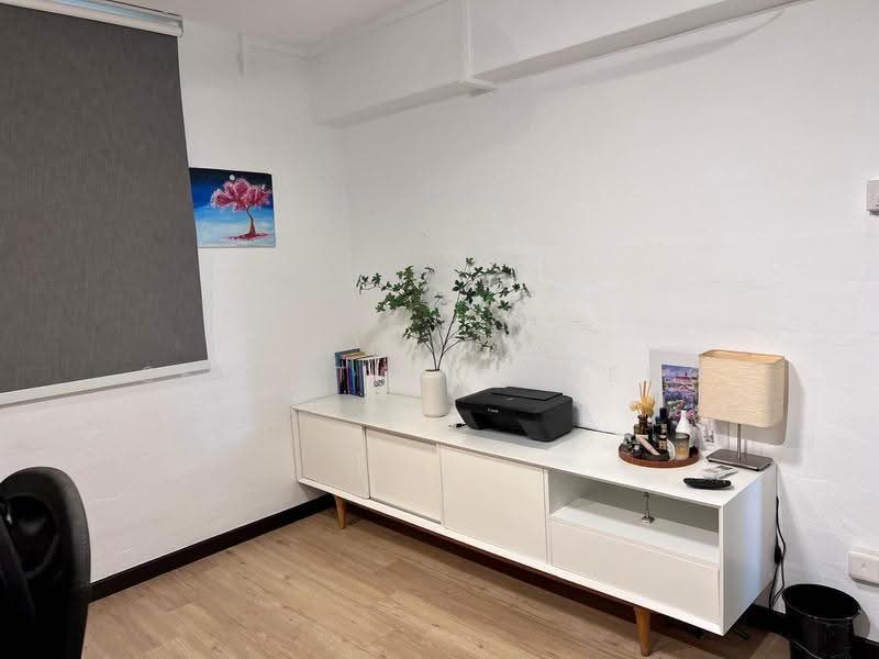 6 Holland Close, 6 Holland Close, Tanglin / Holland / Bukit Timah, 2 Bedrooms, 699 sqft, HDB Flat For Rent, by Sebestian Cheng, 25355815 - PropertyGuru.com.sg