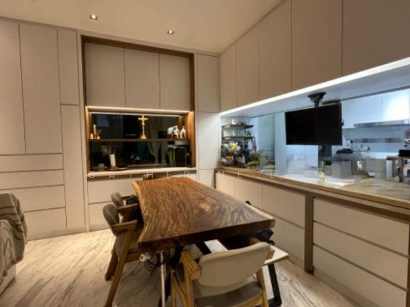 For Sale - ★Eminence Landed★ Renovated Cluster Semi-D @ Toh Crescent