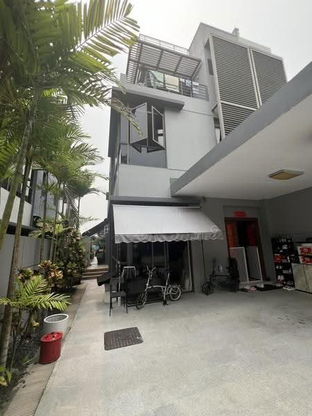 Mimosa Villas, Mimosa Walk, Seletar / Yio Chu Kang, 5 Bedrooms, 3,880 sqft, Semi-Detached House For Rent, by Kevin Ng, 25357452 - PropertyGuru.com.sg