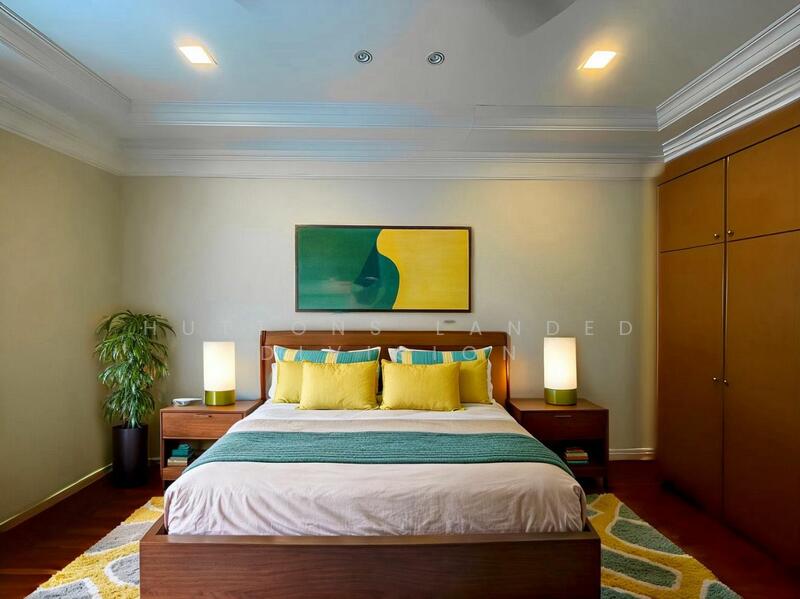 For Sale - Attractively Priced Detached in Holland, close to Henry Park, MRT & Amenities