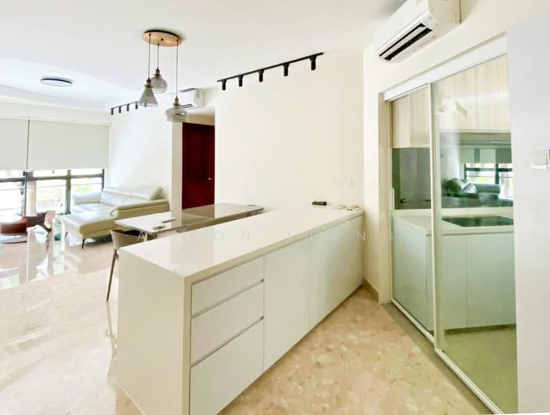 Simei Green Condominium, 5 Simei Street 4, Pasir Ris / Tampines, 4 Bedrooms, 1,249 sqft, Condominium For Rent, by Aaron Liong, 25357995 - Living Room - PropertyGuru.com.sg