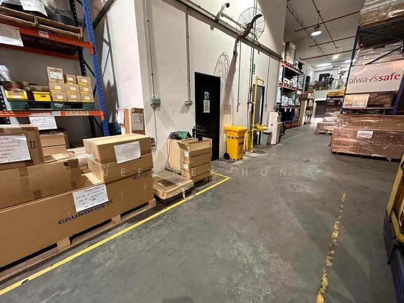 Loyang Enterprise Building, 56 Loyang Way, Changi Airport / Changi Village, 3,100 sqft, Factory / Workshop (B2) For Rent, by Jeffrey Hun, 25358145 - CommercialGuru.com.sg
