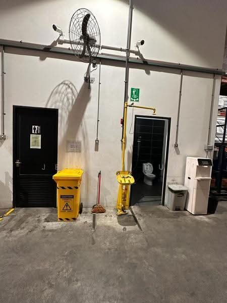 Loyang Enterprise Building, 56 Loyang Way, Changi Airport / Changi Village, 3,100 sqft, Factory / Workshop (B2) For Rent, by Jeffrey Hun, 25358145 - CommercialGuru.com.sg