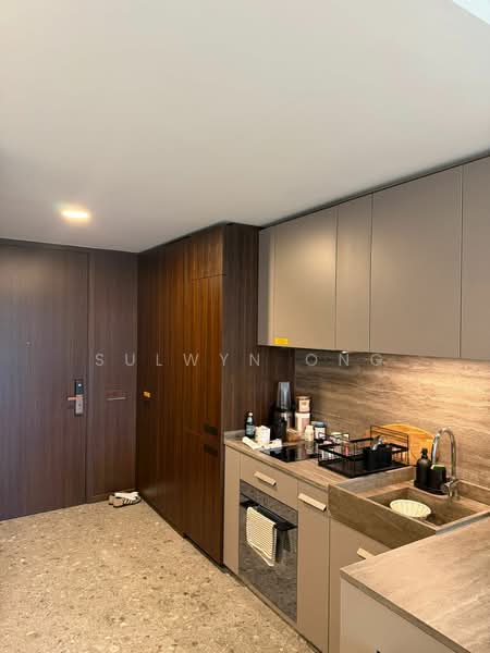 One Pearl Bank, 1 Pearl Bank, 1 Bedroom, 570 sqft, Condominium For Sale, by Sulwyn Ong, 25358606 - PropertyGuru.com.sg
